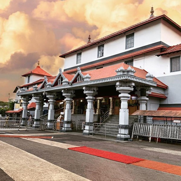 Mangalore - Shri Dharmasthala Manjunatheshwara Temple